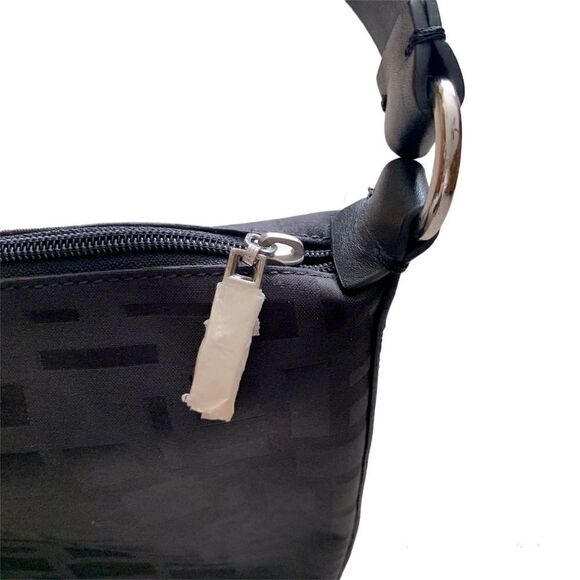 The
Limited Black Leather Nylon Print Large Shoulder Bag Size OS - Picture 4 of 13